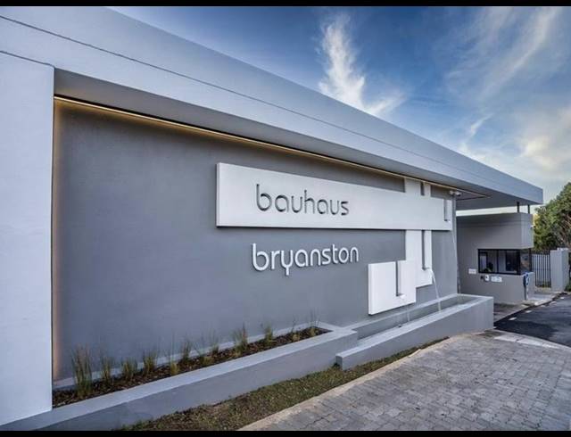 2 BEDROOM APARTMENT FOR SALE IN BRYANSTON